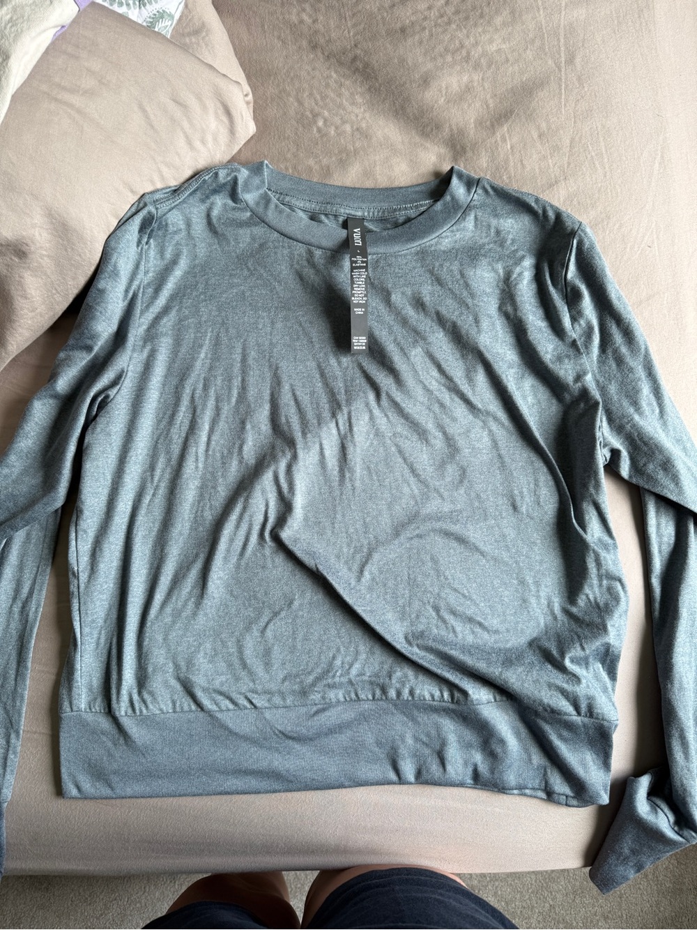 Vuori Long Sleeve Tee - Heather Slate